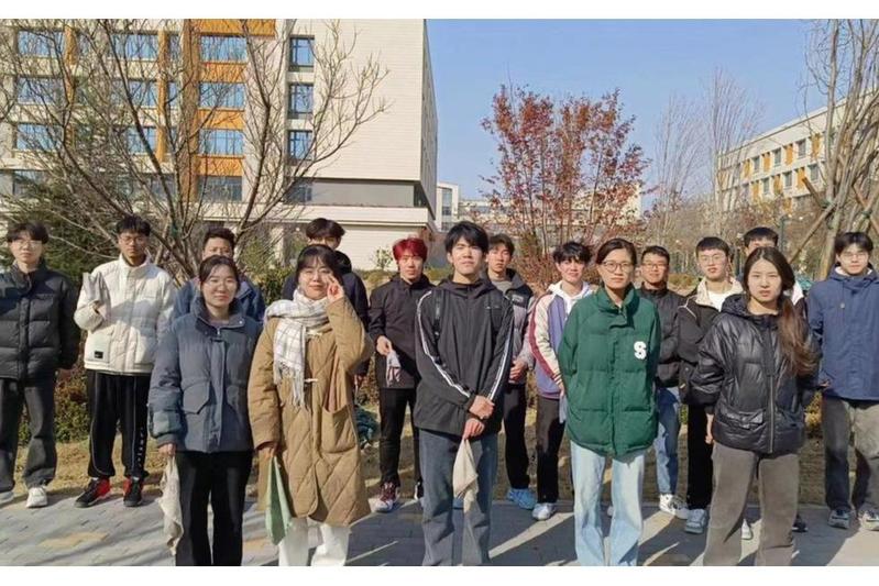 校级文明班级——电子信息工程2...